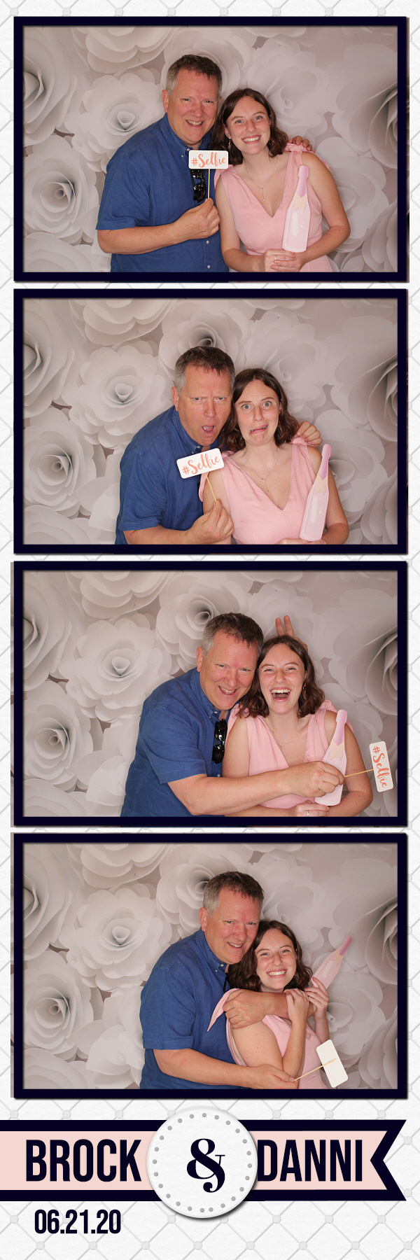Danni and Brock’s Wedding | View more photos from the event at gallery.photoboothbillings.com/u/PhotoBoothBillings/Danni-and-Brock’s-Wedding